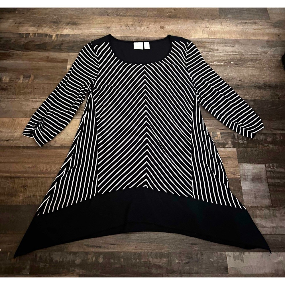 Chico's Black White Striped Knit Tunic Top Scoop Neck 3/4 Sleeve Size 0